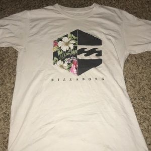 Name Brand T-shirt !! 🤩